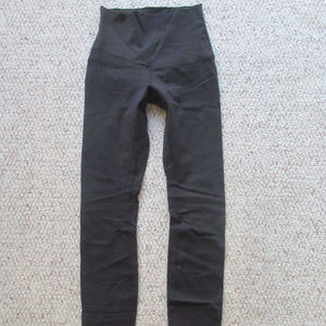 Lululemon Wunder Under Pant - Hi-Rise Black- 2 & 6